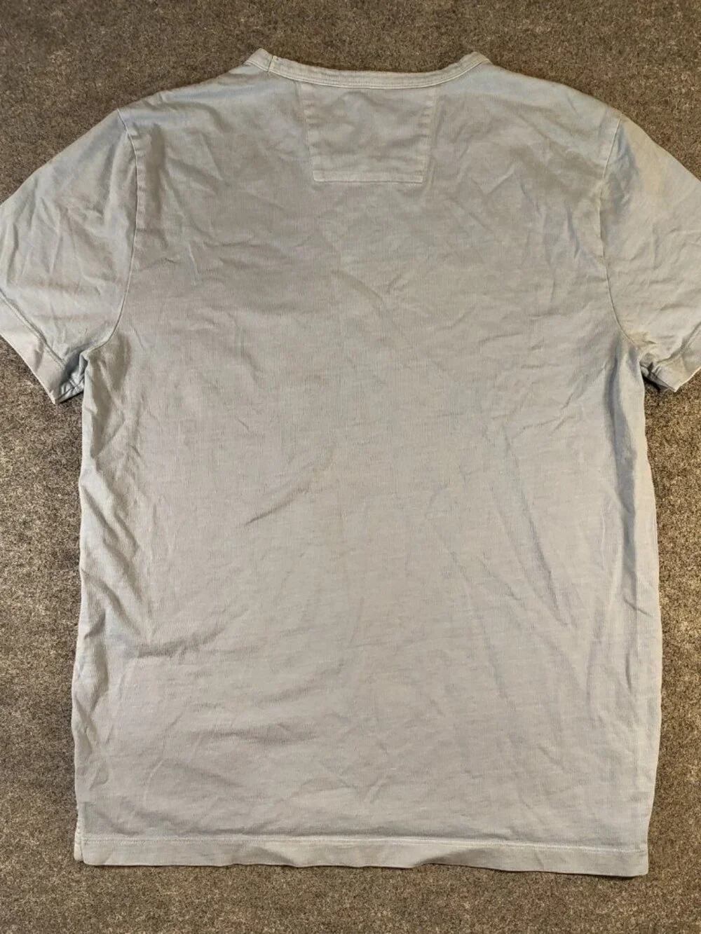 Banana Republic Supima Cotton Pocket Tee – Light Blue (Small)
